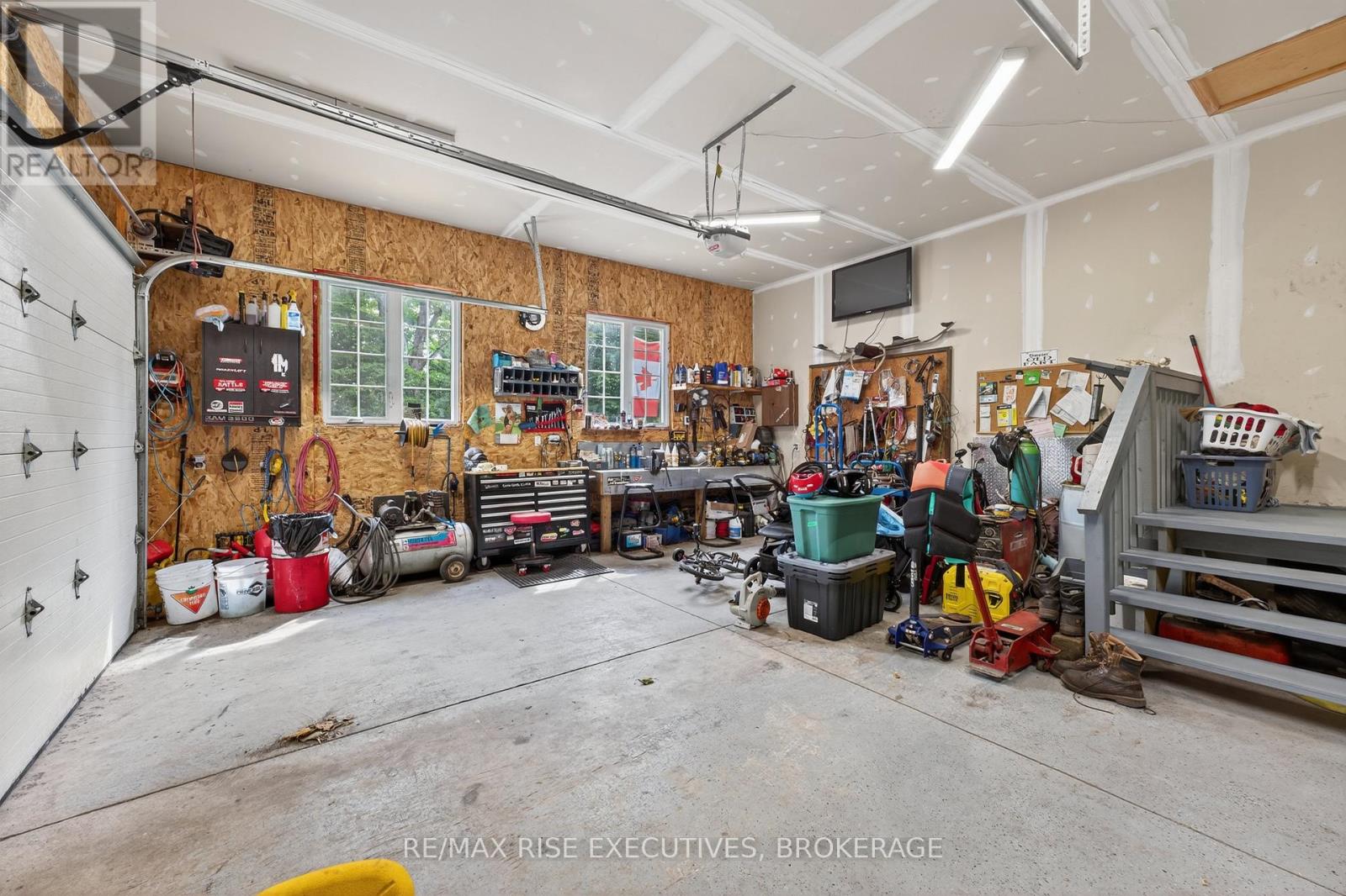 Photo 25 of 4623 Lower Round Lake Road, Frontenac ON