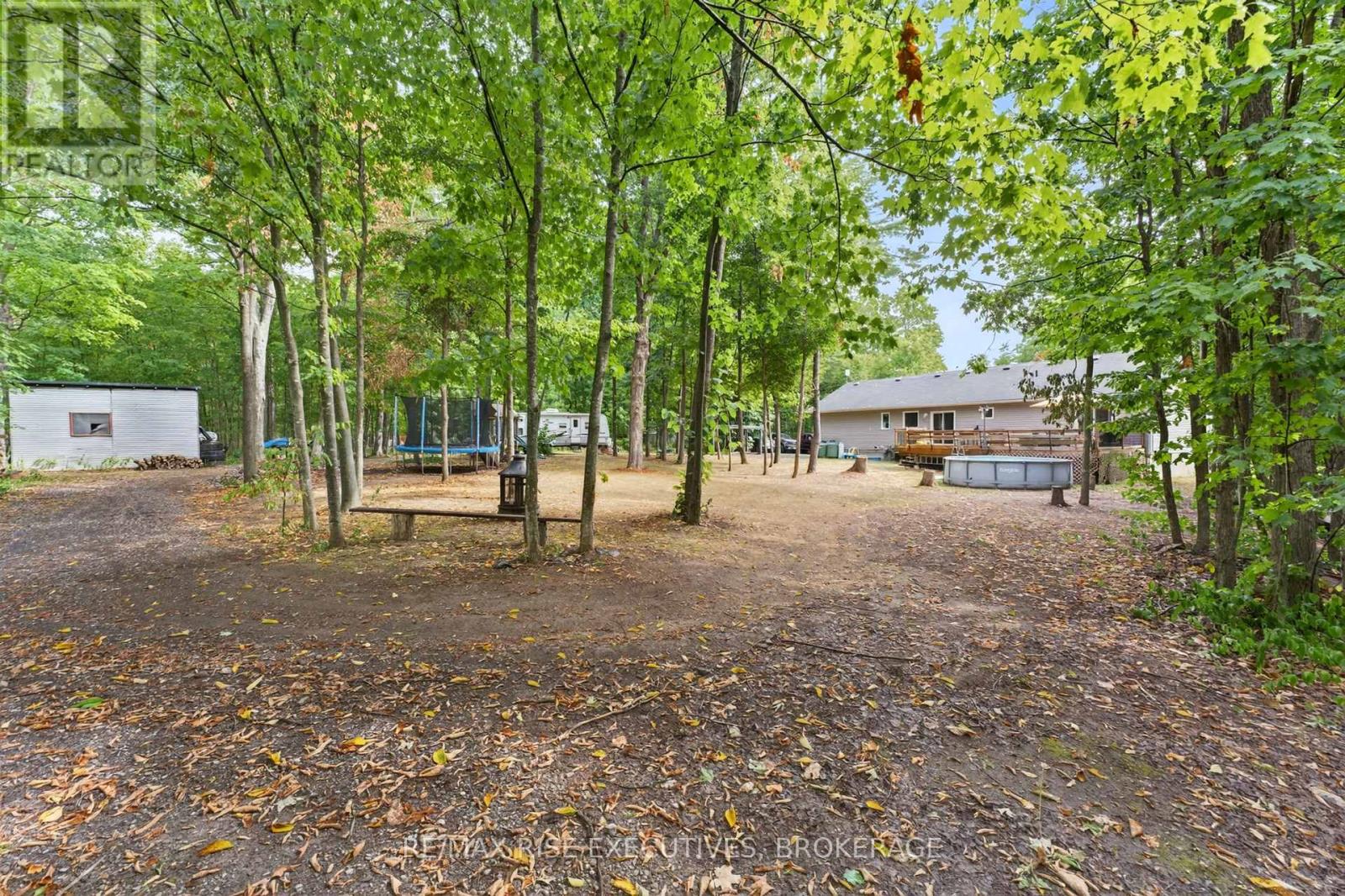 Photo 32 of 4623 Lower Round Lake Road, Frontenac ON