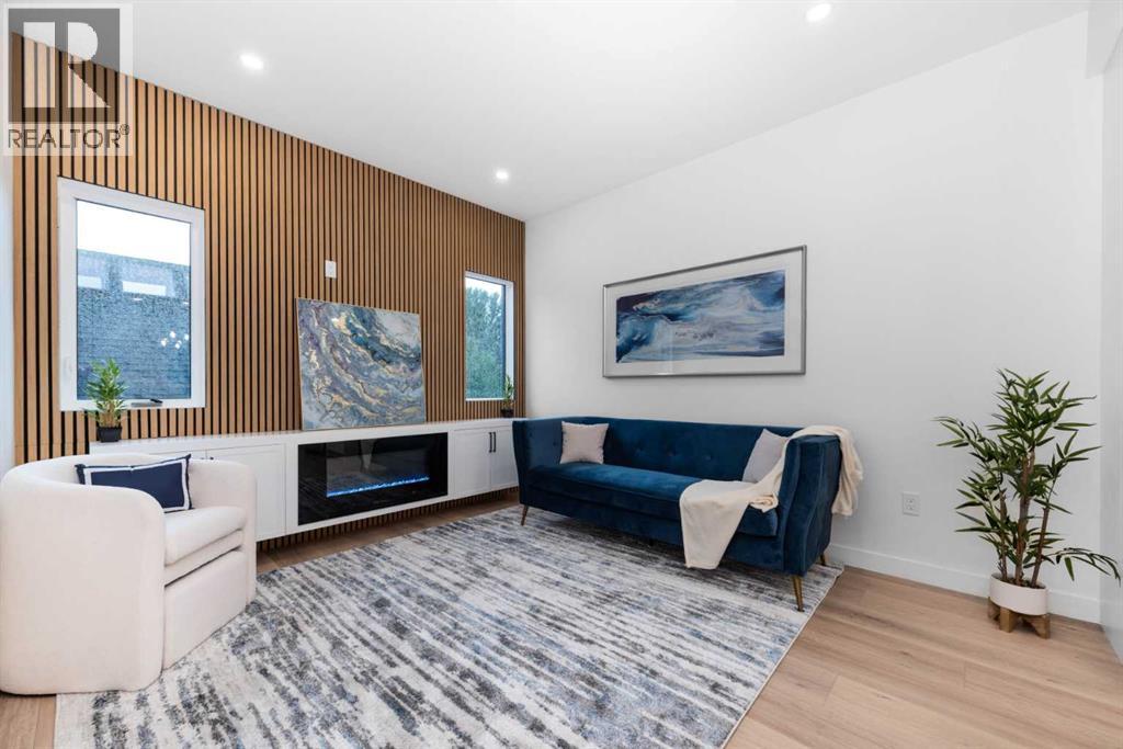 Single Family House for Sale in   Street NW West Hillhurst Calgary 