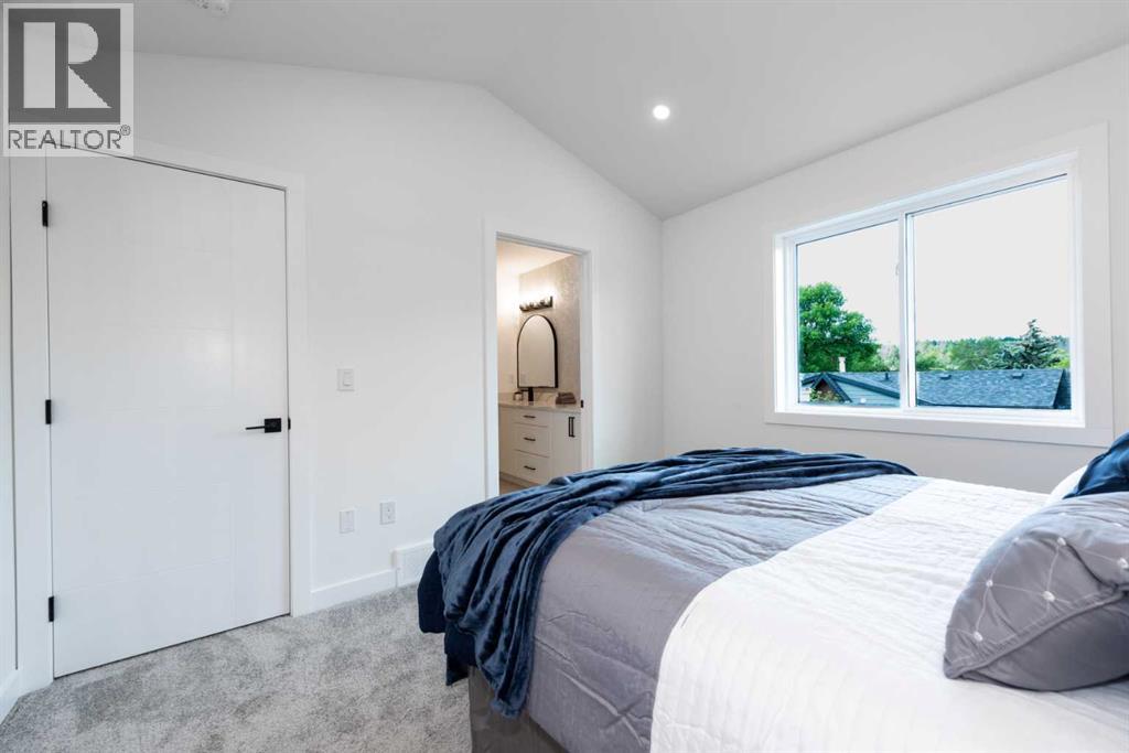 Single Family House for Sale in   Street NW West Hillhurst Calgary 