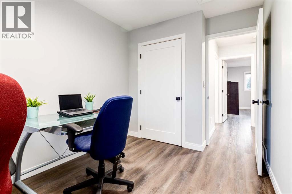 Single Family House for Sale in  Sundown Road SE Sundance Calgary 