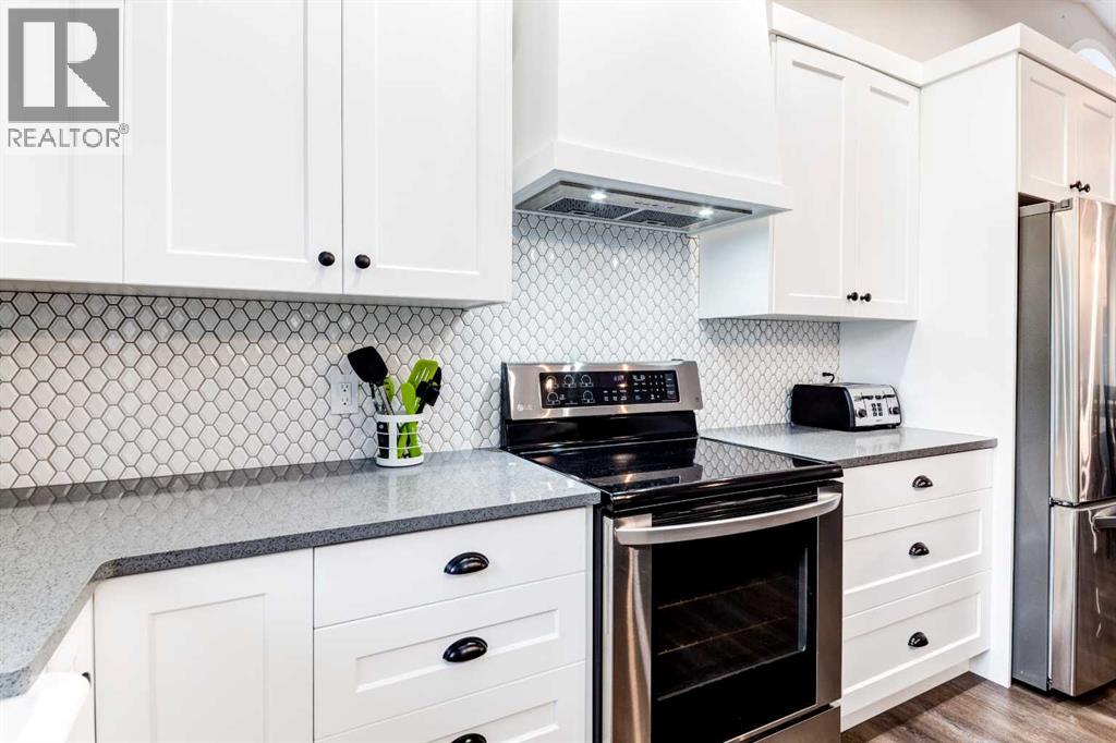 Single Family House for Sale in  Sundown Road SE Sundance Calgary 
