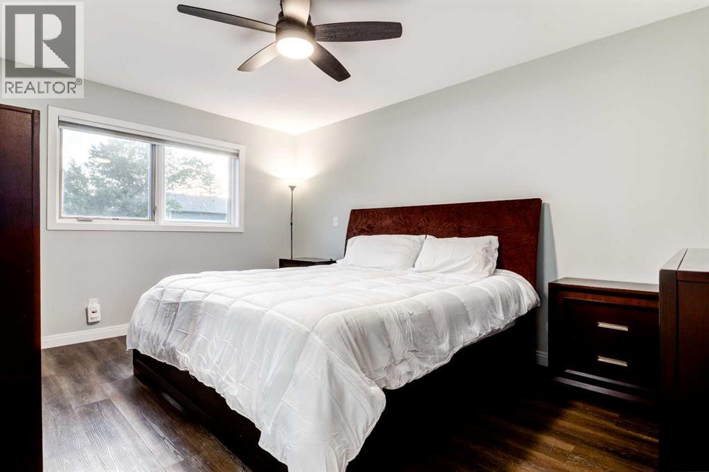 Single Family House for Sale in  Sundown Road SE Sundance Calgary 
