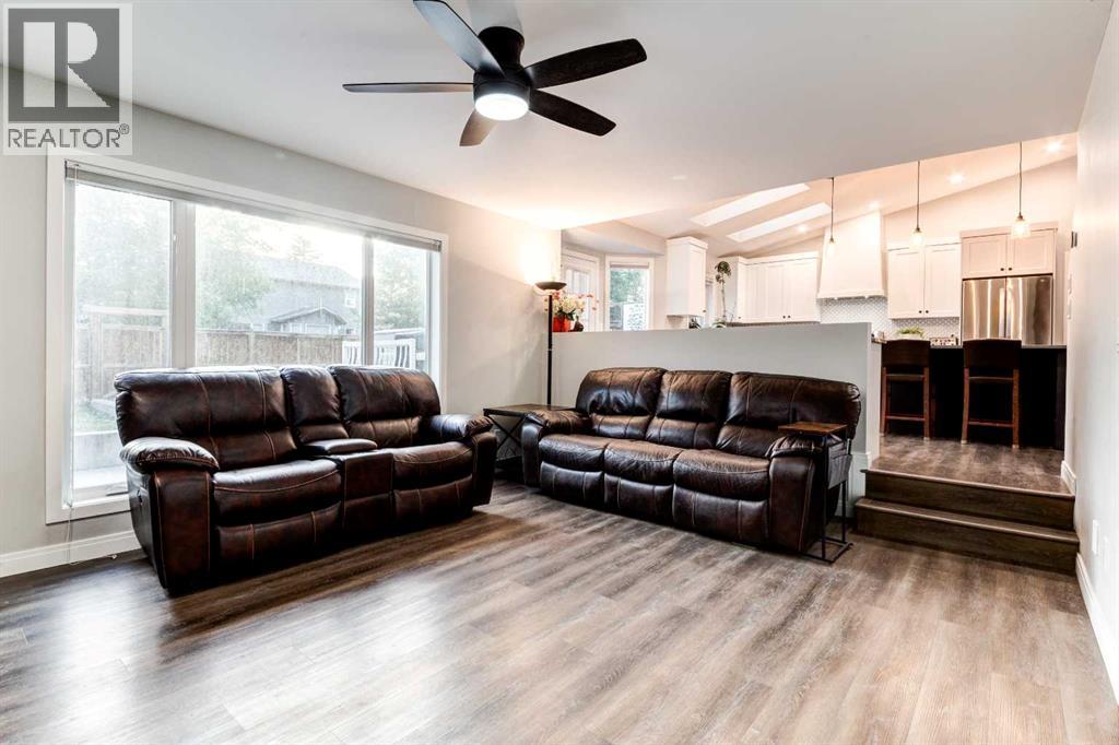 Single Family House for Sale in  Sundown Road SE Sundance Calgary 