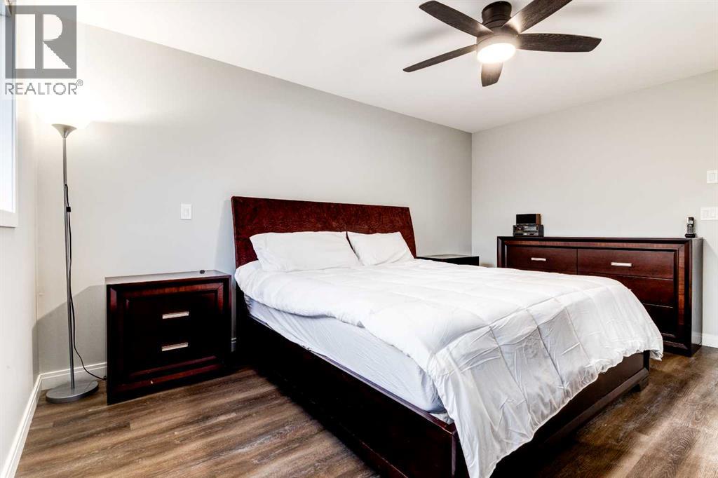 Single Family House for Sale in  Sundown Road SE Sundance Calgary 