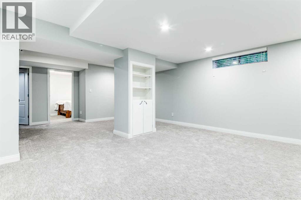 Single Family House for Sale in  Sundown Road SE Sundance Calgary 