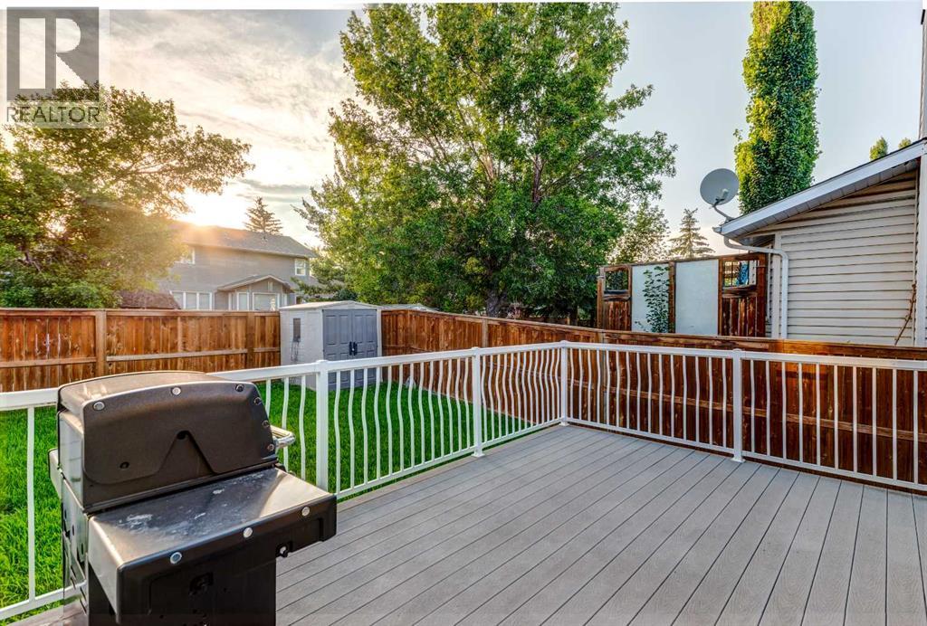 Single Family House for Sale in  Sundown Road SE Sundance Calgary 