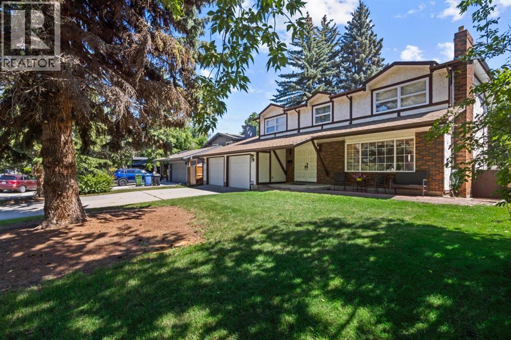 111 Canata Close SW, Calgary, Alberta
