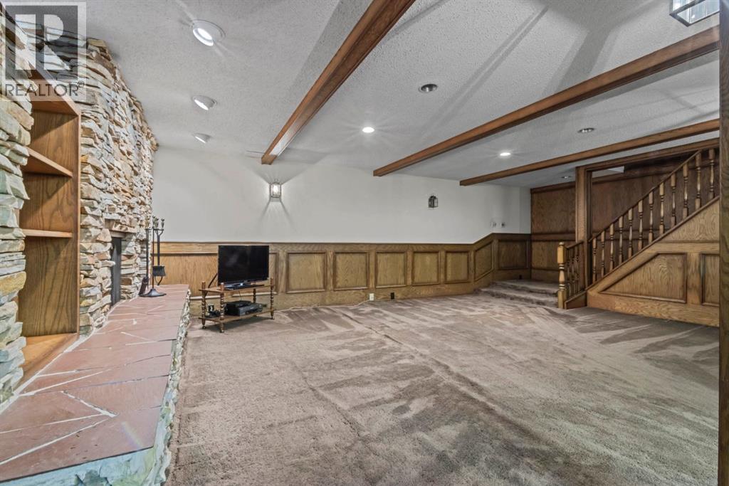 Single Family House for Sale in  Canata Close SW Canyon Meadows Calgary 