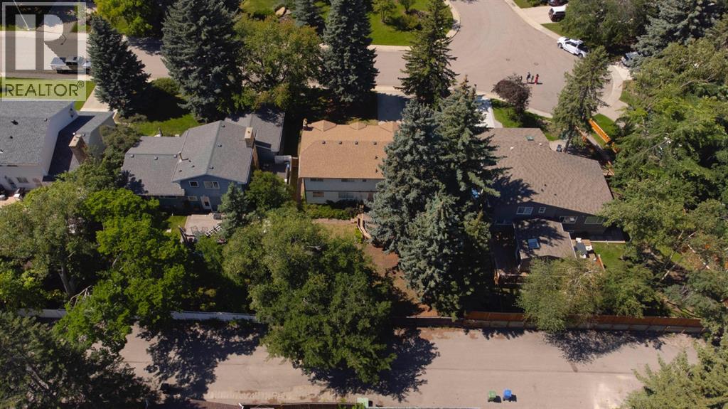 Single Family House for Sale in  Canata Close SW Canyon Meadows Calgary 