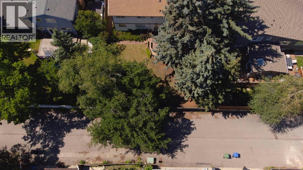 Single Family House for Sale in  Canata Close SW Canyon Meadows Calgary 