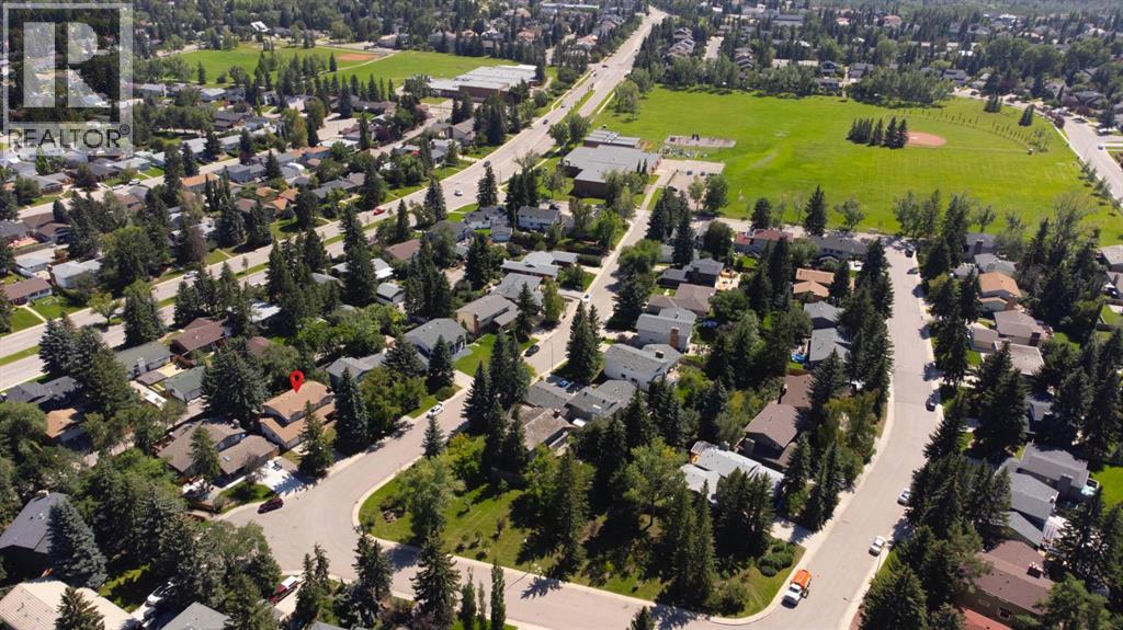 Single Family House for Sale in  Canata Close SW Canyon Meadows Calgary 