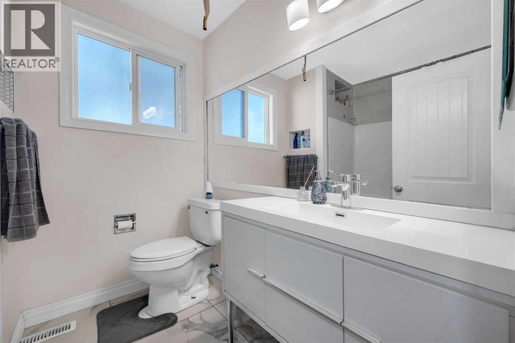 Single Family House Bungalow for Sale in  Rundlehorn Drive NE Pineridge Calgary 