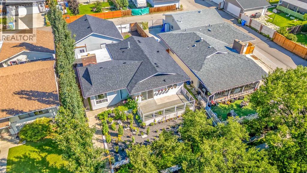 Single Family House Bungalow for Sale in  Rundlehorn Drive NE Pineridge Calgary 