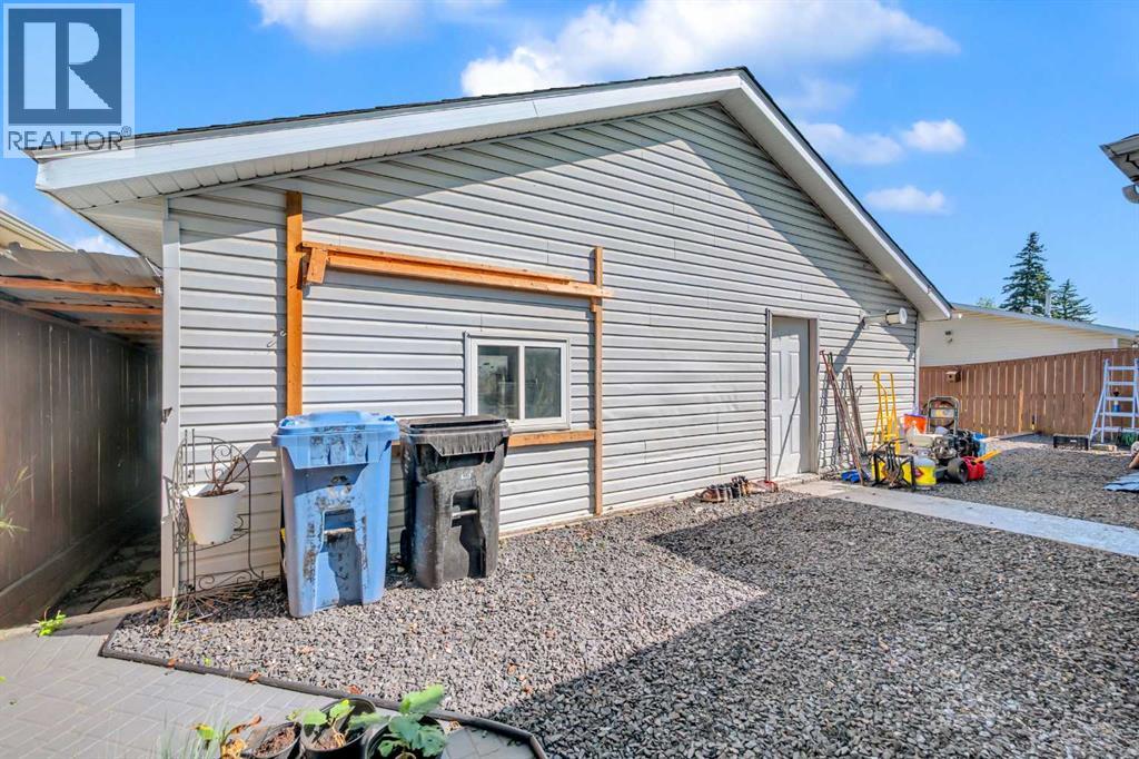 Single Family House Bungalow for Sale in  Rundlehorn Drive NE Pineridge Calgary 