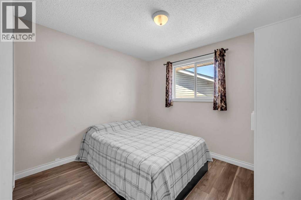 Single Family House Bungalow for Sale in  Rundlehorn Drive NE Pineridge Calgary 