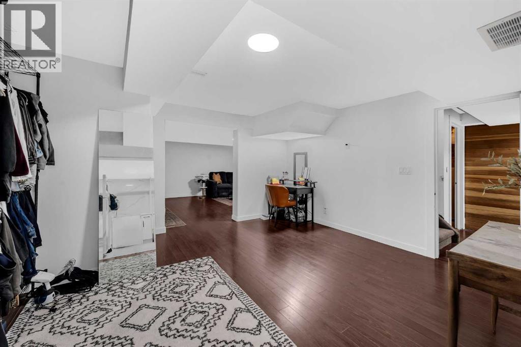 Single Family House Bungalow for Sale in  Rundlehorn Drive NE Pineridge Calgary 