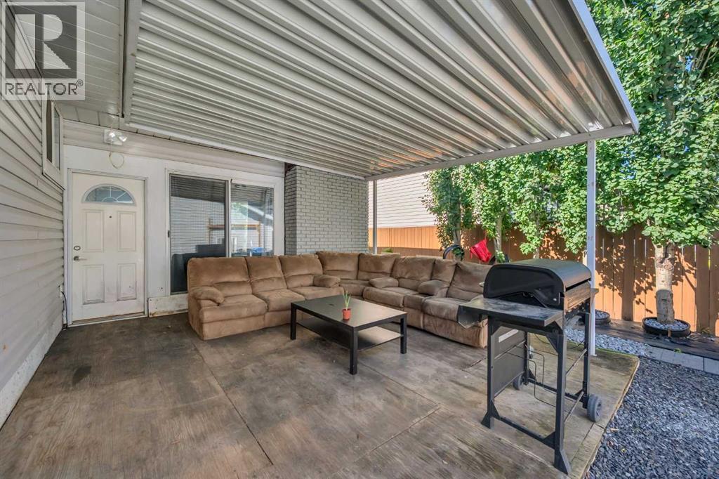 Single Family House Bungalow for Sale in  Rundlehorn Drive NE Pineridge Calgary 