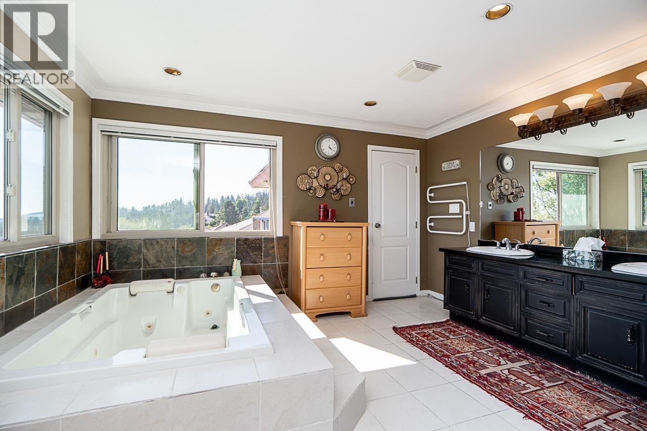 Photo 20 of 2562 Verbena Place, Coquitlam BC