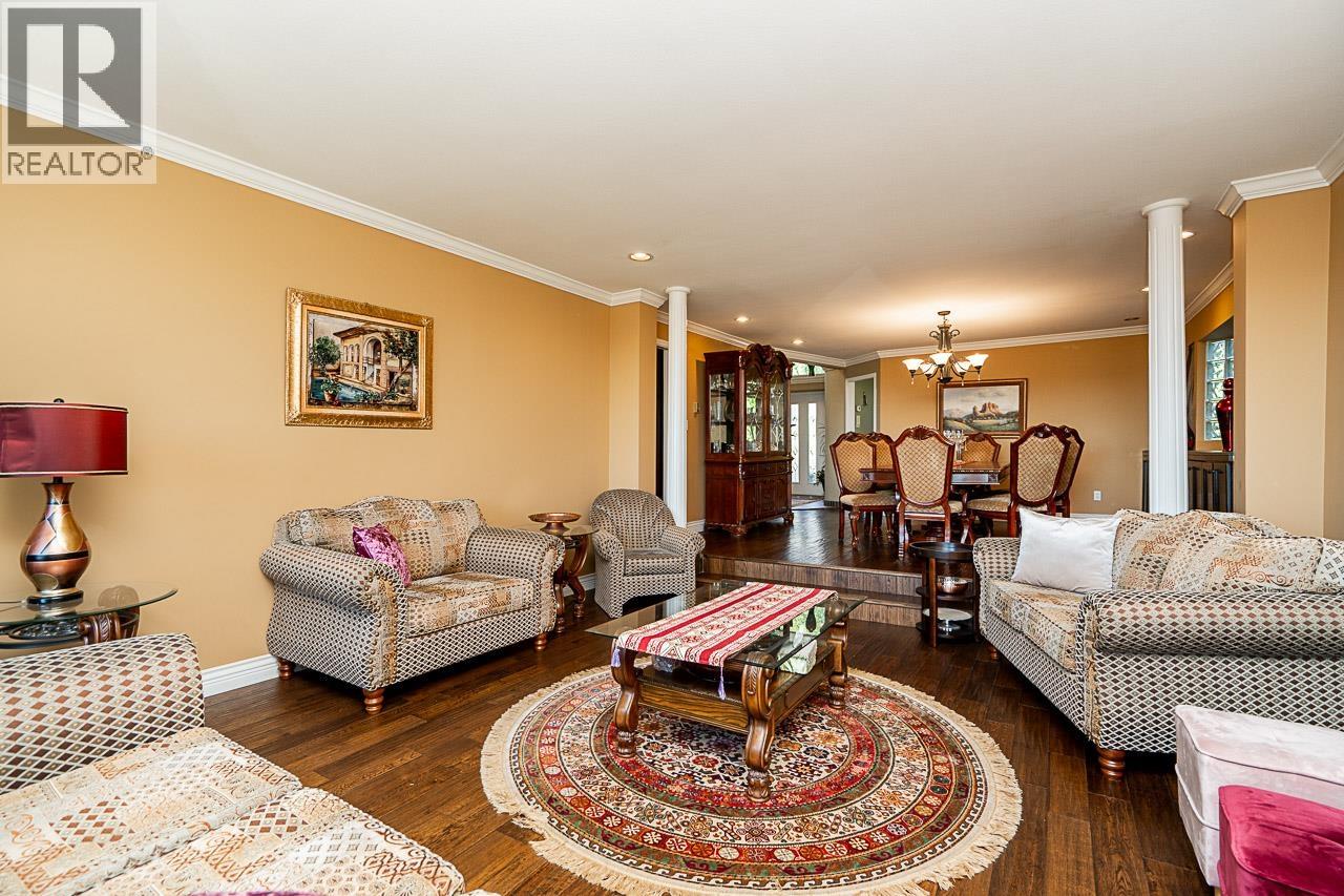 Photo 7 of 2562 Verbena Place, Coquitlam BC