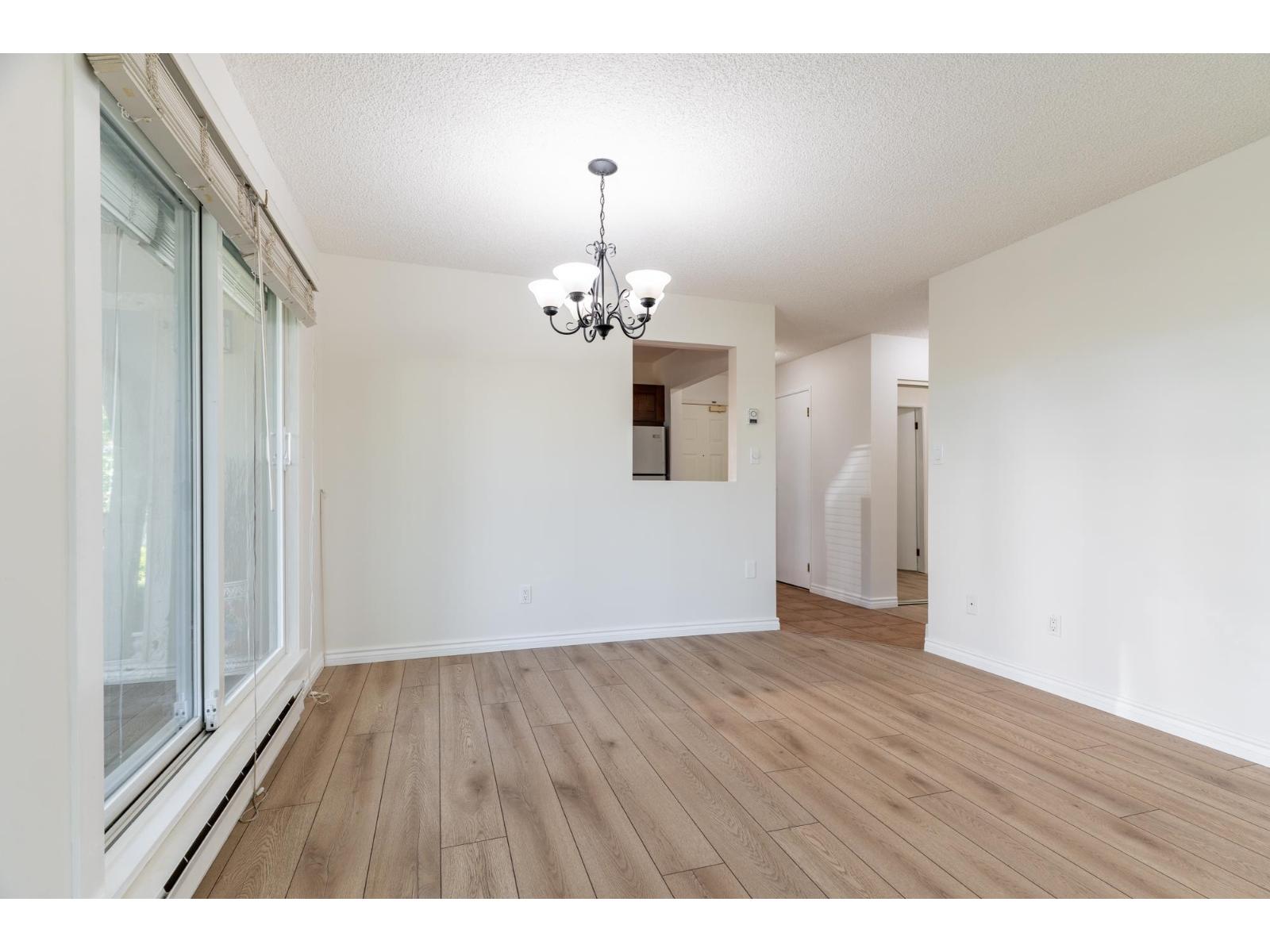 Photo 15 of 205 1280 Fir Street, Surrey BC