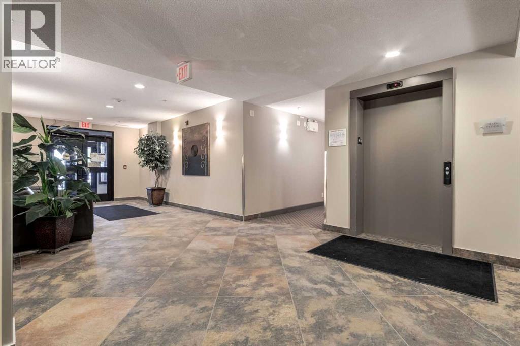 Single Family House for Sale in   Kensington Close NW Hillhurst Calgary 