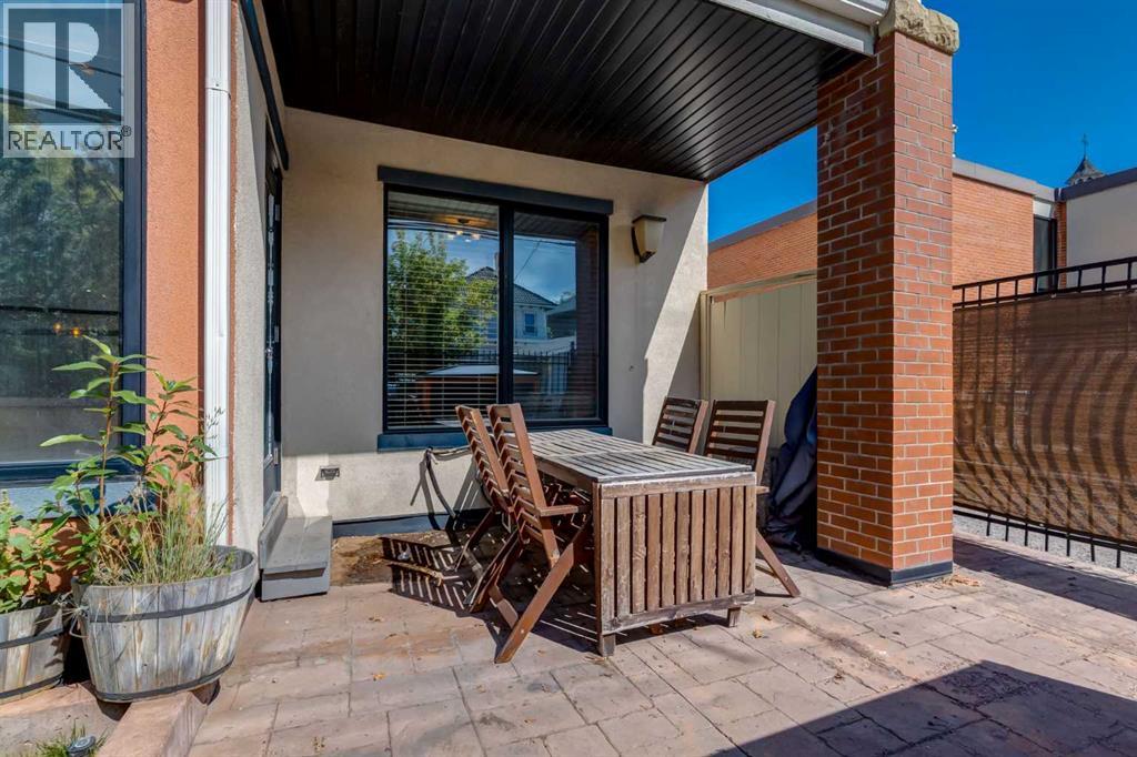 Single Family House for Sale in   Kensington Close NW Hillhurst Calgary 