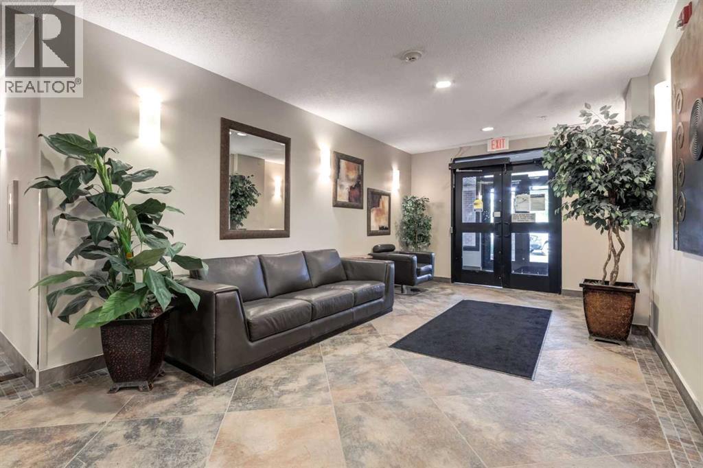 Single Family House for Sale in   Kensington Close NW Hillhurst Calgary 