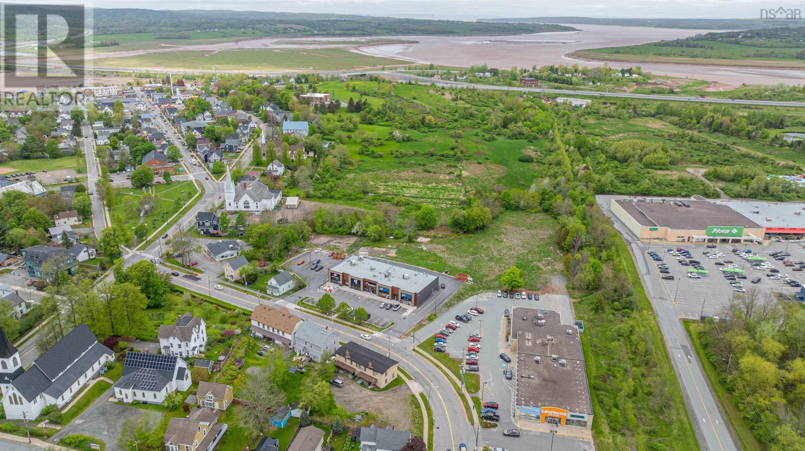 Photo 10 of 543 Obrien Street, Windsor NS