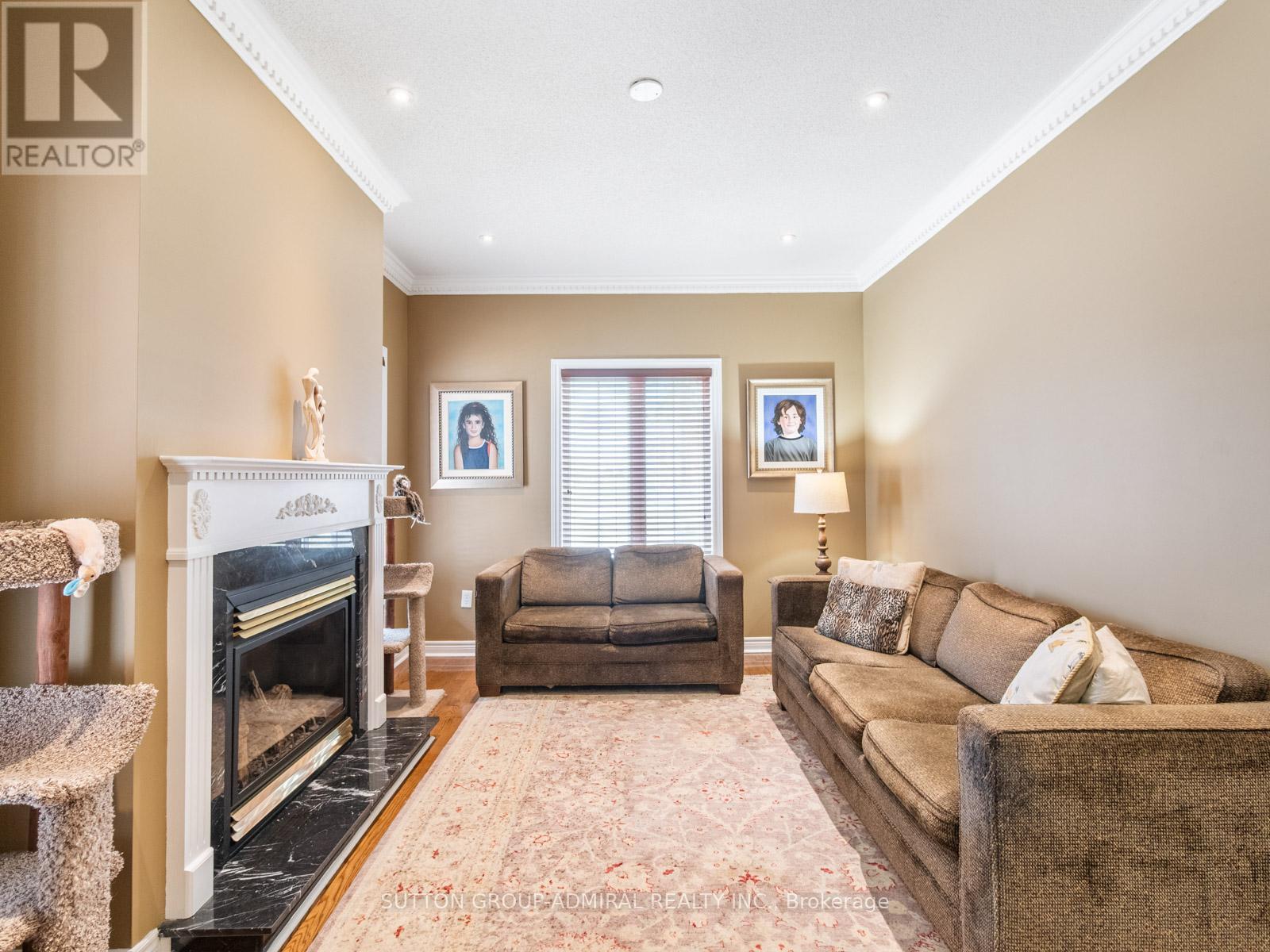Photo 15 of 450 Pleasant Ridge Avenue, Vaughan ON