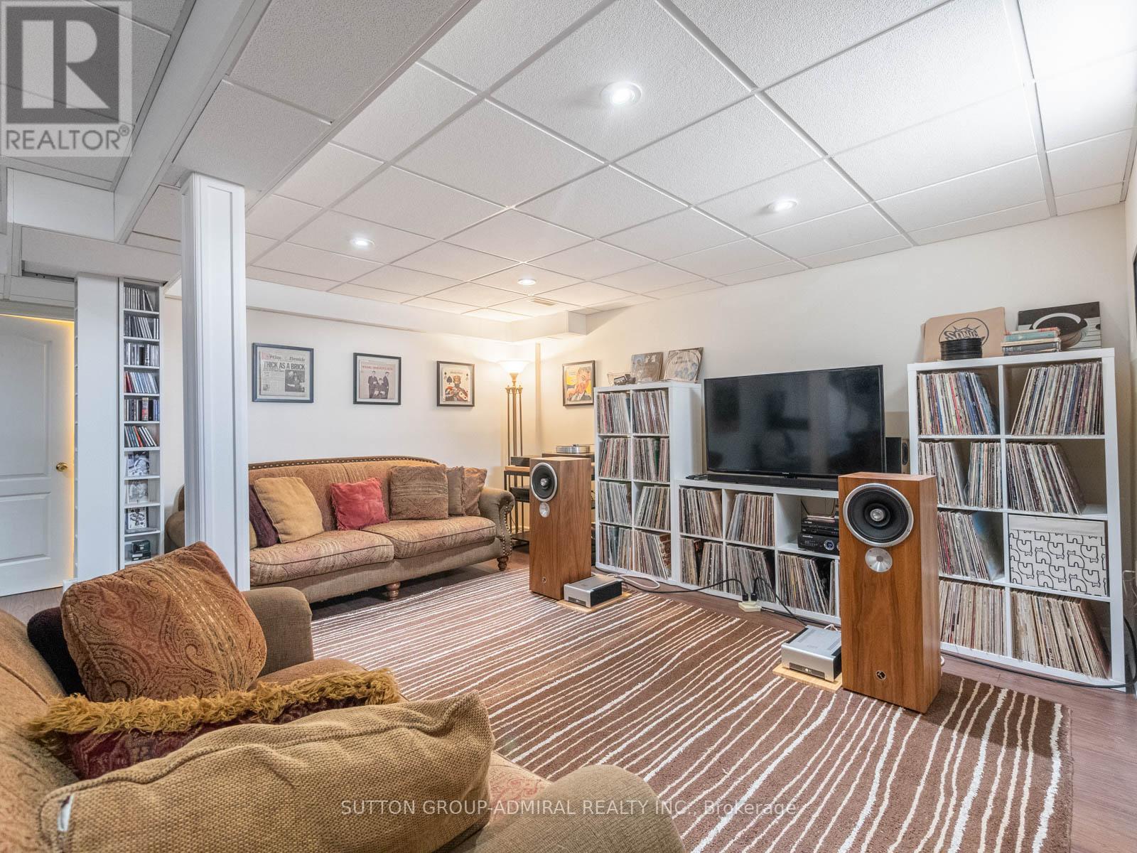 Photo 29 of 450 Pleasant Ridge Avenue, Vaughan ON