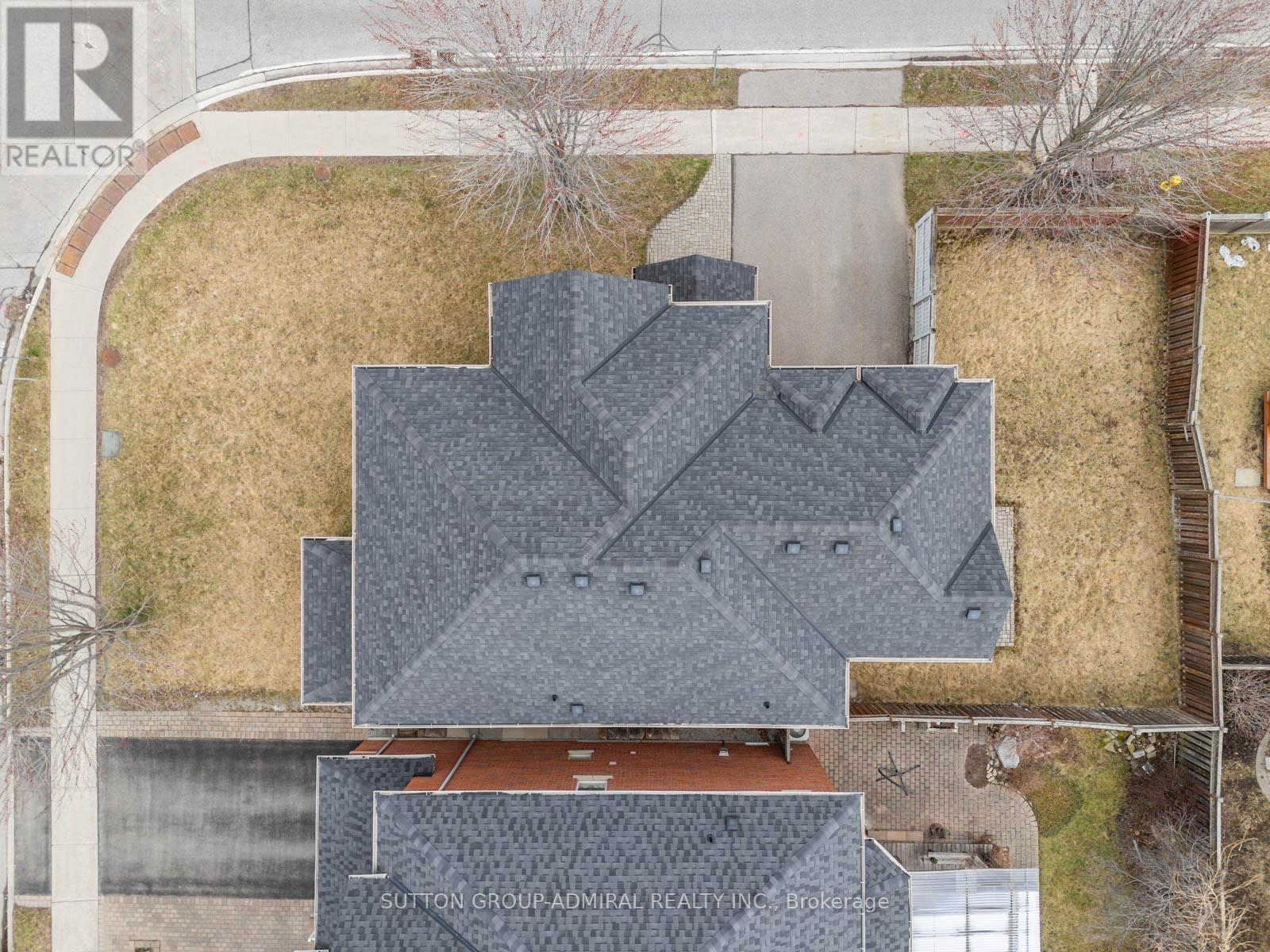 Photo 38 of 450 Pleasant Ridge Avenue, Vaughan ON