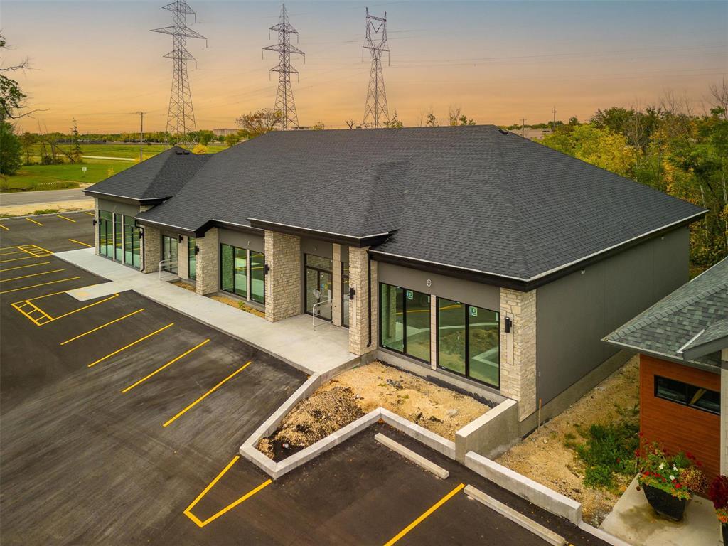 Photo 9 of 3014 Henderson Highway, East St Paul MB
