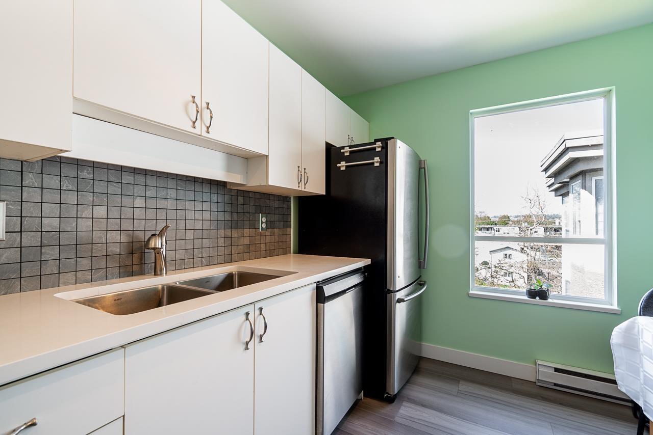 Photo 11 of 306 20257 54 Avenue, Langley BC