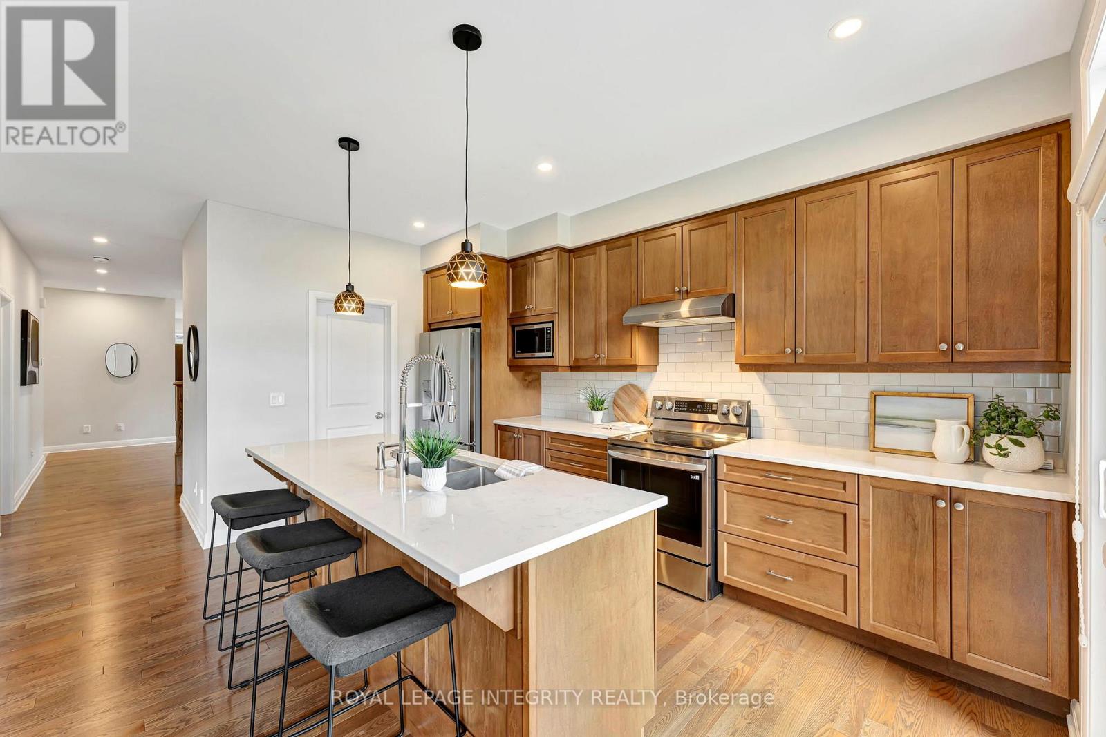 Photo 22 of 885 Moses Tennisco Street, Ottawa ON