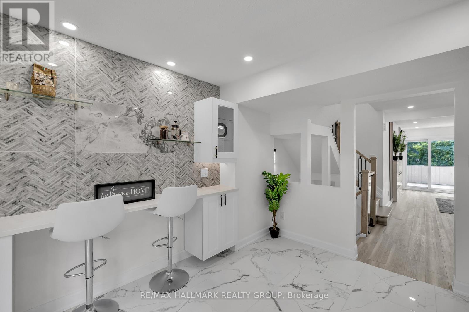 Photo 28 of 213 Booth Street, Ottawa ON