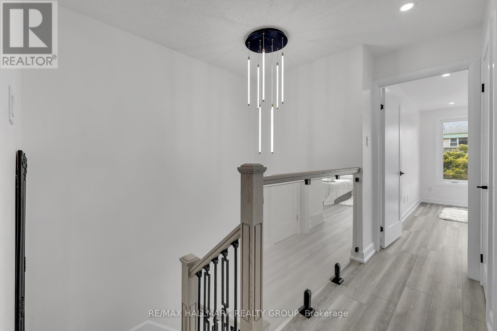 Photo 31 of 213 Booth Street, Ottawa ON