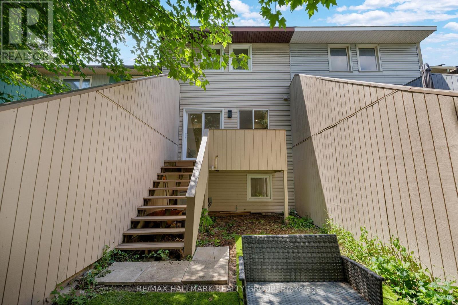 Photo 50 of 213 Booth Street, Ottawa ON