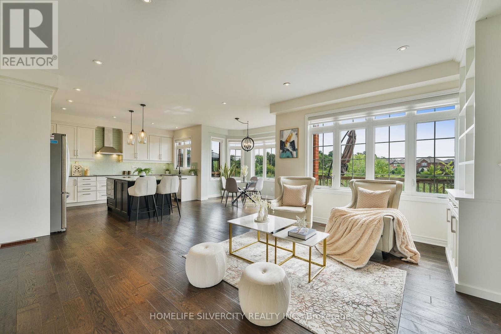 Photo 40 of 18 Tysonville Circle, Brampton ON