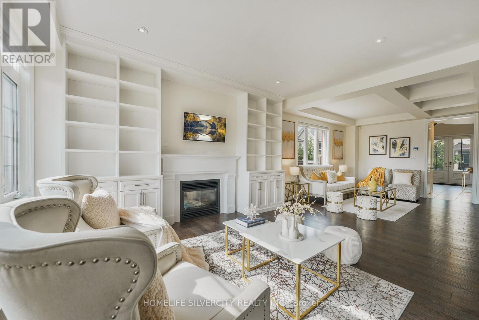 Photo 32 of 18 Tysonville Circle, Brampton ON