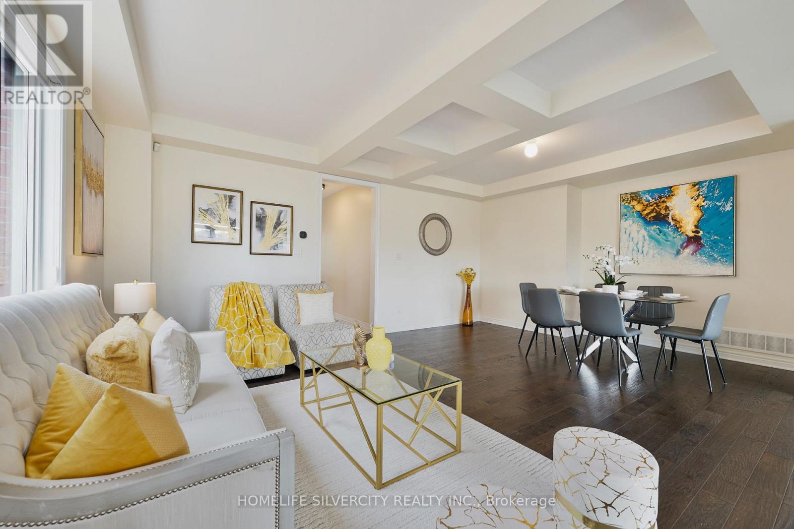 Photo 27 of 18 Tysonville Circle, Brampton ON