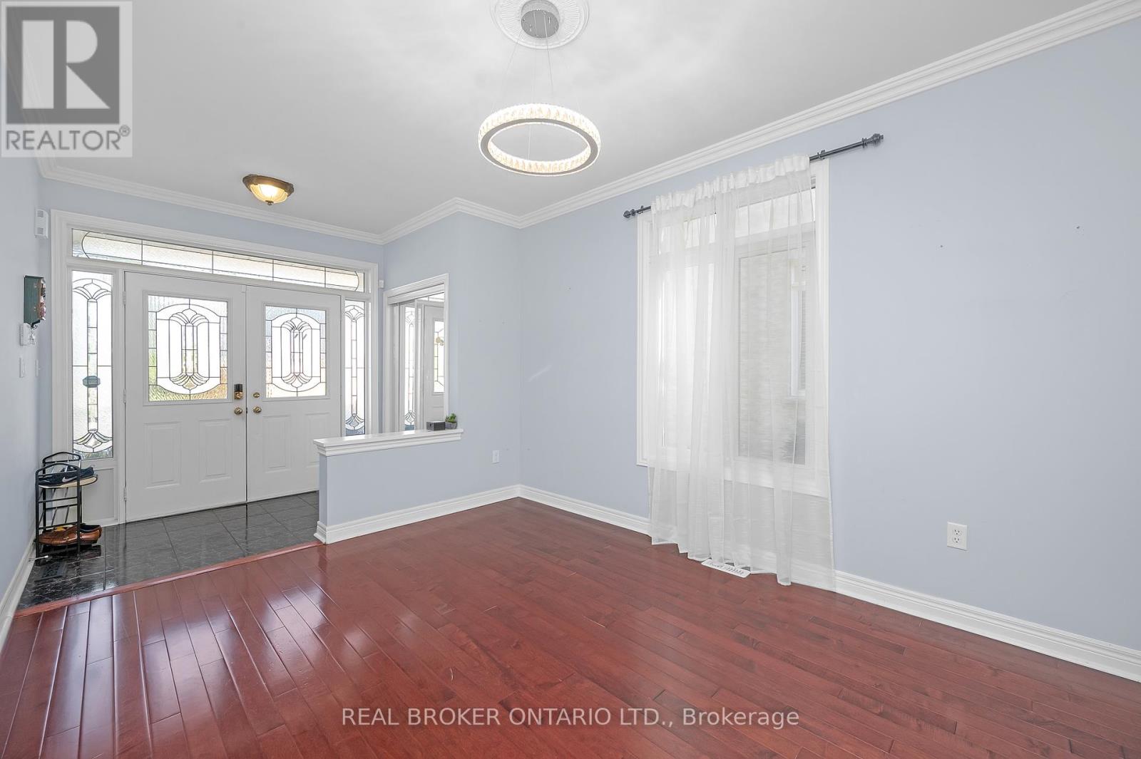 Photo 26 of 7 2295 Rochester Circle, Oakville ON