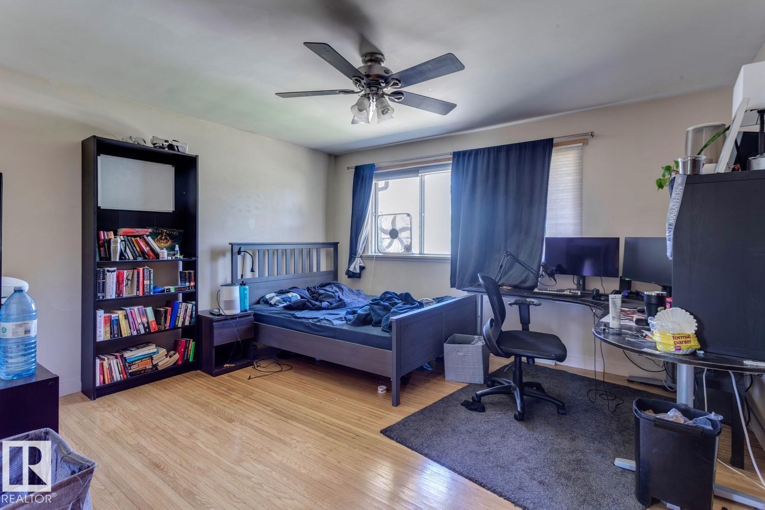 Photo 12 of 10915 60 Av Nw, Edmonton AB