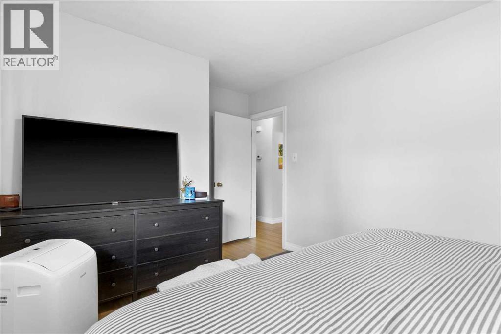 Single Family House Bungalow for Sale in  Moncton Road NE Winston Heights/Mountview Calgary 