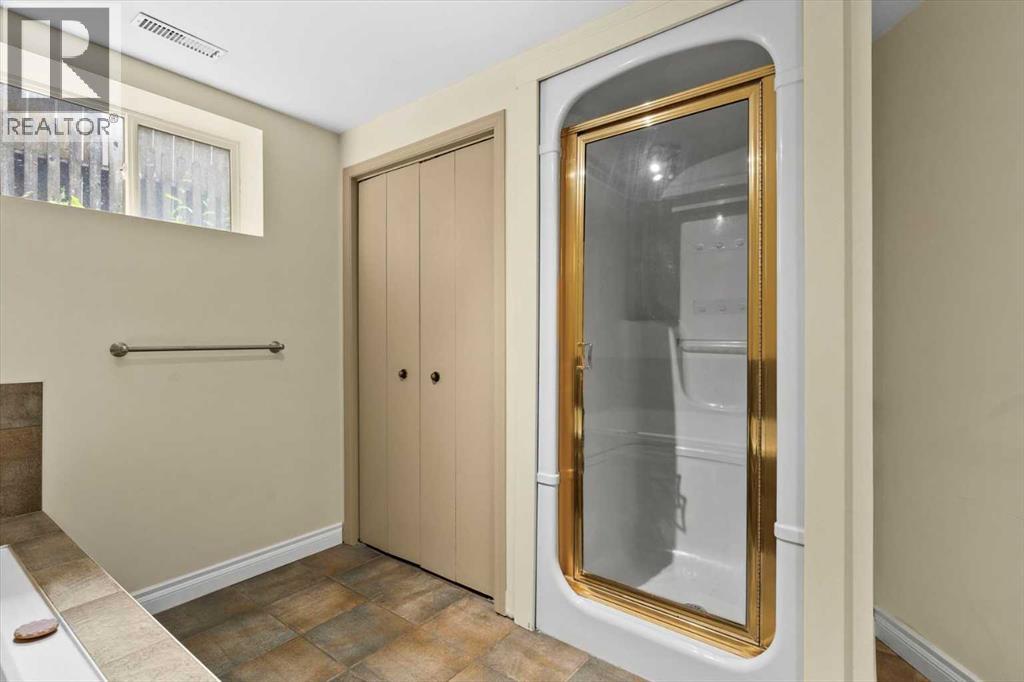 Single Family House Bungalow for Sale in  Moncton Road NE Winston Heights/Mountview Calgary 