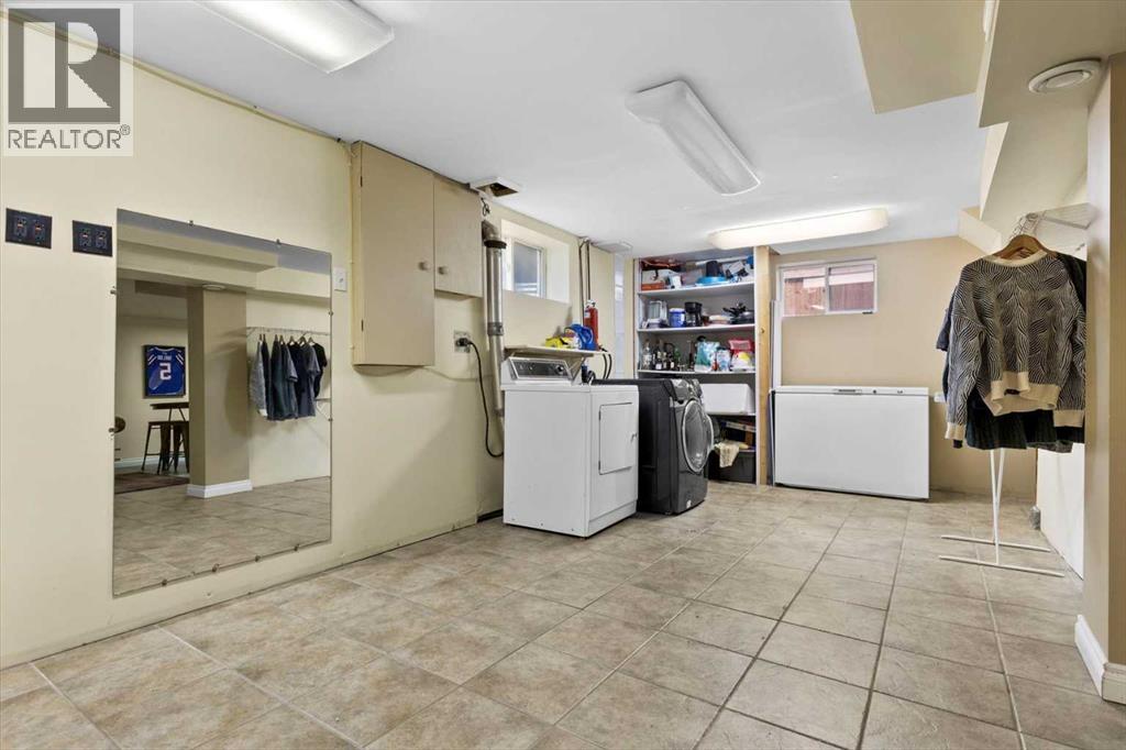 Single Family House Bungalow for Sale in  Moncton Road NE Winston Heights/Mountview Calgary 