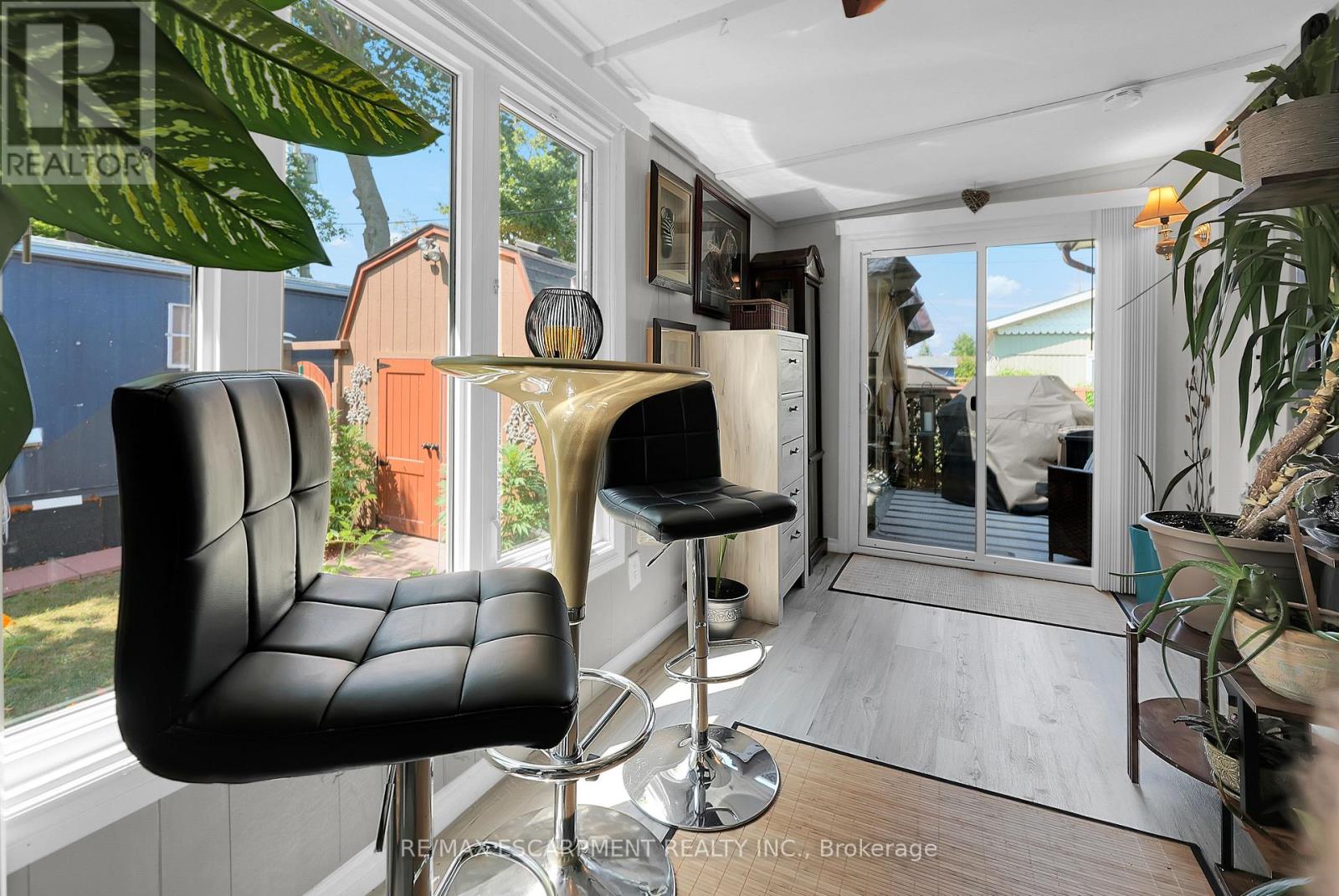 Photo 10 of 4595 Martha Lane, Lincoln ON