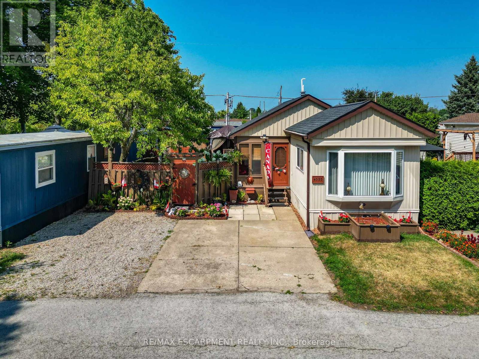 Photo 22 of 4595 Martha Lane, Lincoln ON