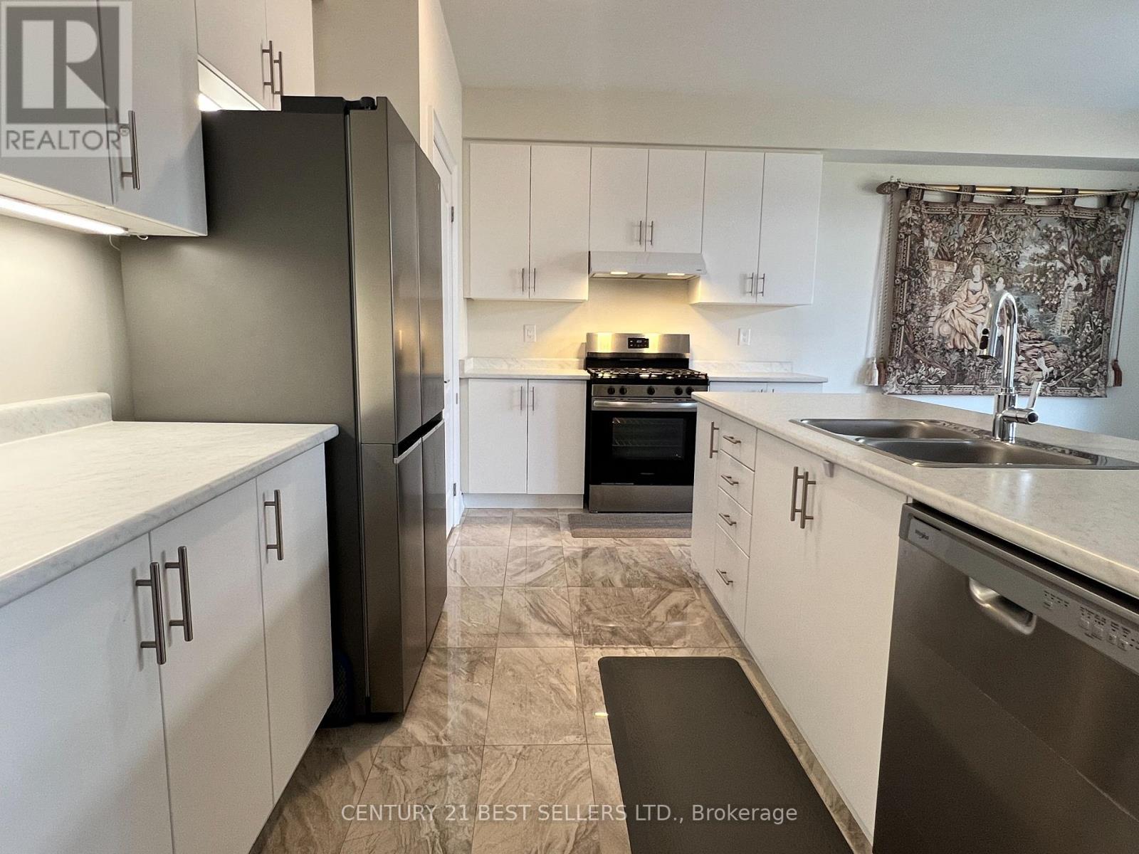 Photo 10 of 89 Higgins Avenue, Thorold ON
