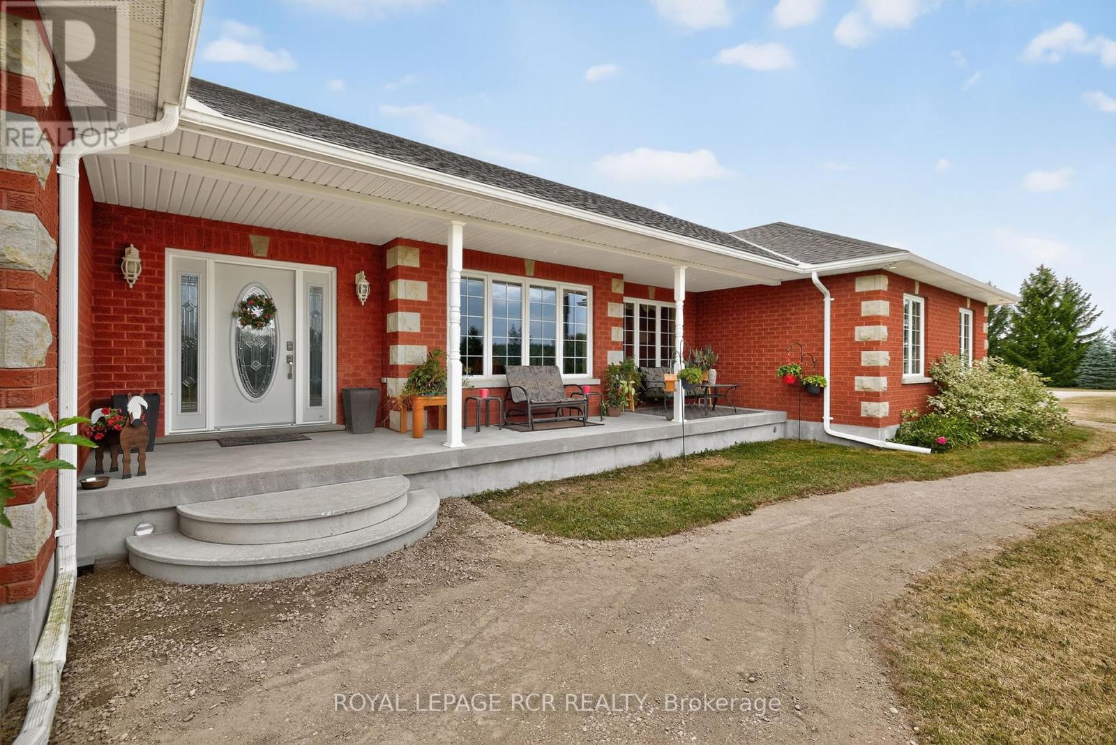Photo 4 of 6128 Eighth Line, Erin ON